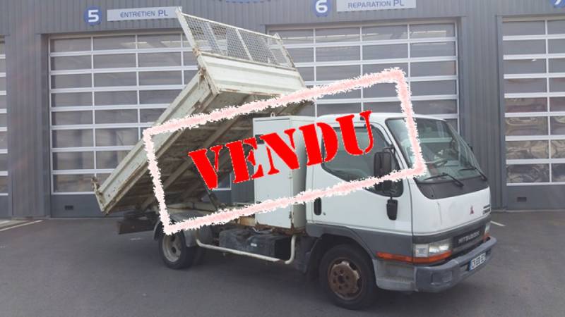 vente utilitaire MITSUBISHI Canter BENNE COFFRE 3.5 tonnes